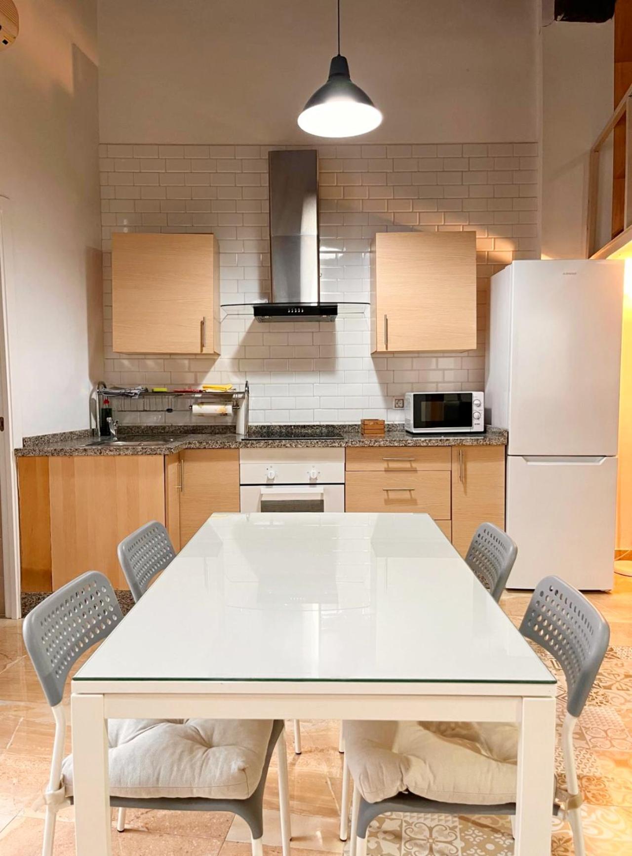Inhome Central Studio Монтийя Екстериор снимка